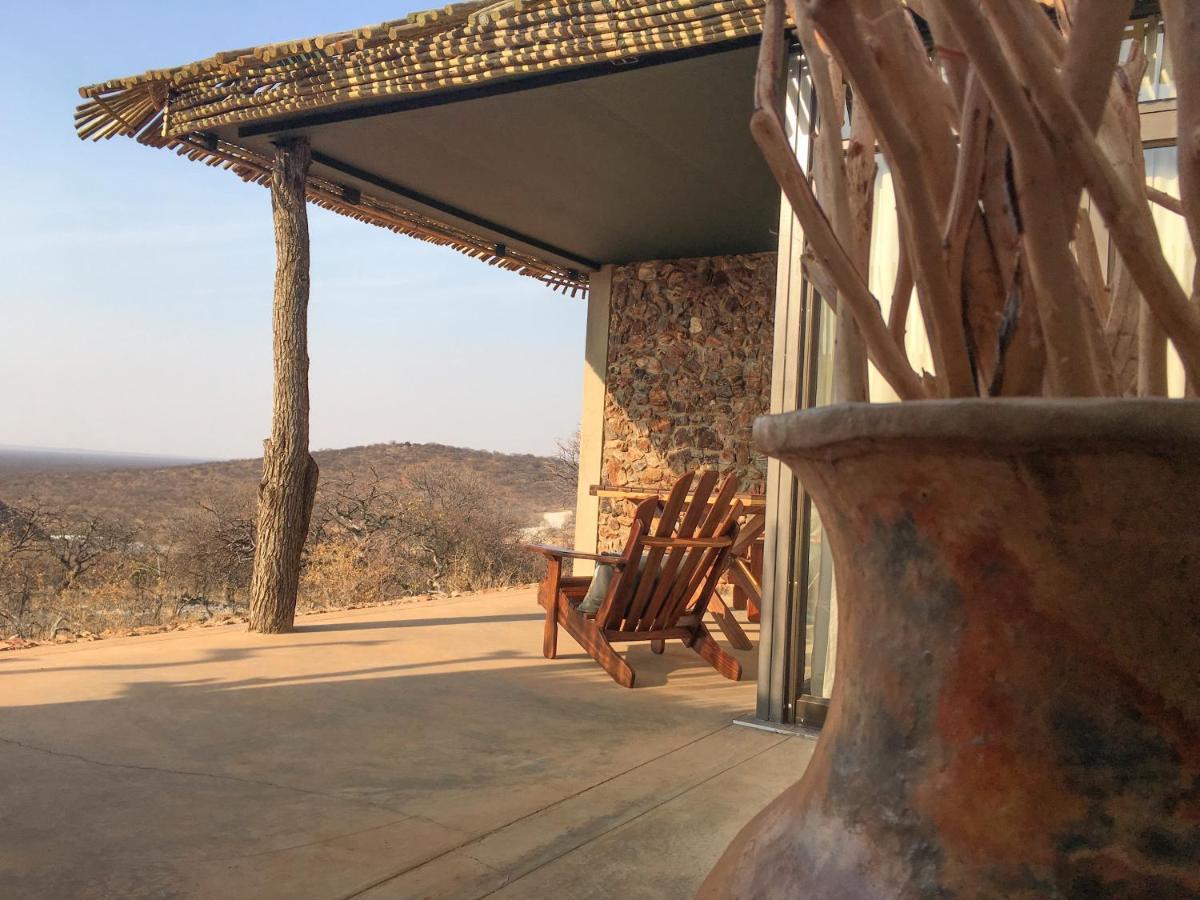 Okutala Etosha Lodge Outjo Bagian luar foto